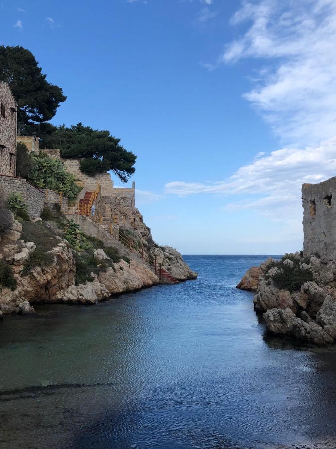 Casa Vacanze Da Maurizio サンタ・フラーヴィア エクステリア 写真