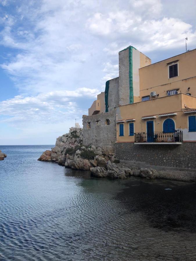 Casa Vacanze Da Maurizio サンタ・フラーヴィア エクステリア 写真